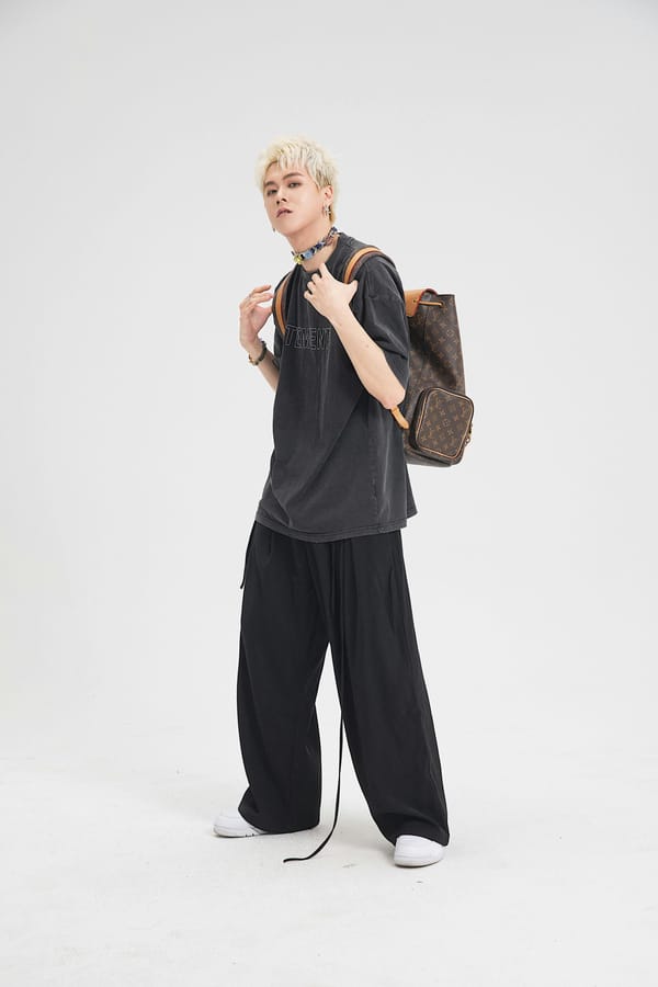 Grey oversize t-shirt